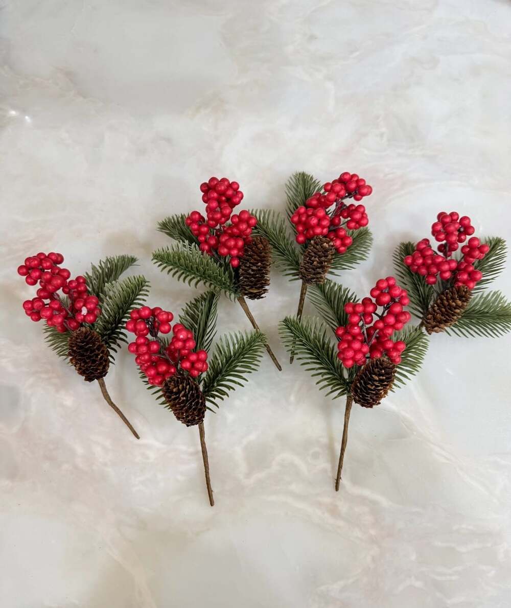 Artificial Berry Pinecone Pick